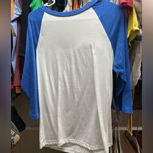 3/4 sleeves top!